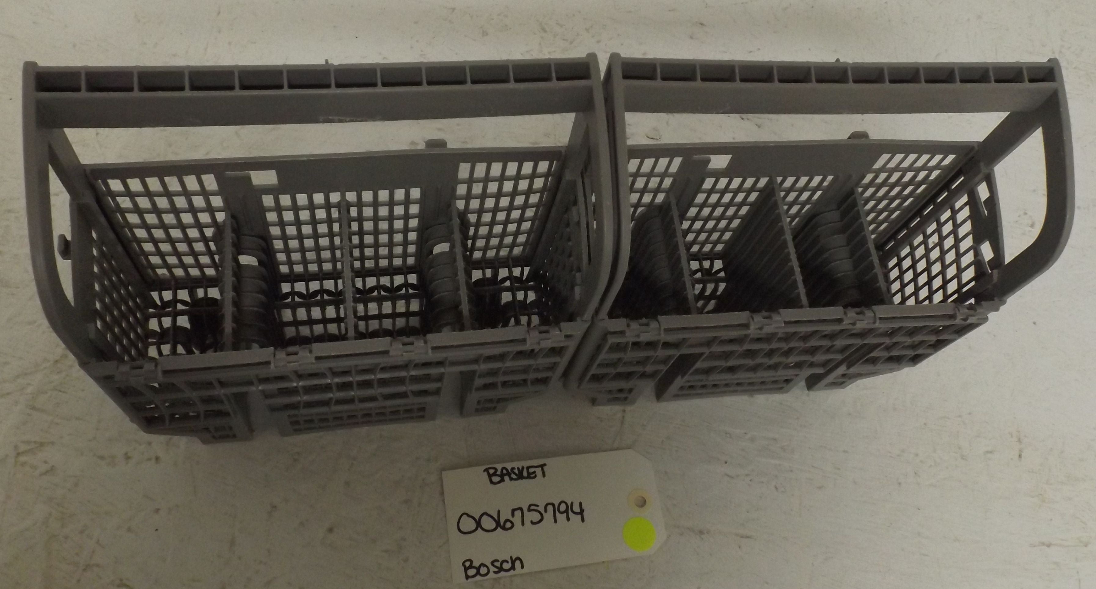 BOSCH DISHWASHER 00675794 SILVERWARE BASKET (USED) BOSCH DISHWASHER 00675794 SILVERWARE BASKET (USED)
